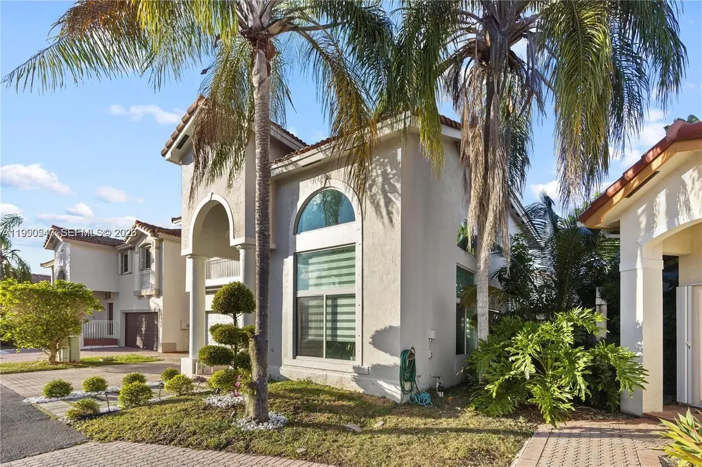 11243 NW 58th Terrace Doral FL 33178