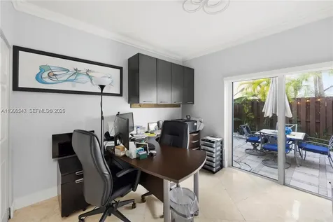 11243 NW 58th Terrace Doral FL 33178