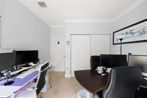 11243 NW 58th Terrace Doral FL 33178