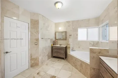 11243 NW 58th Terrace Doral FL 33178