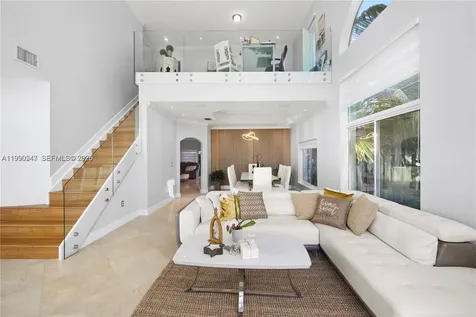 11243 NW 58th Terrace Doral FL 33178