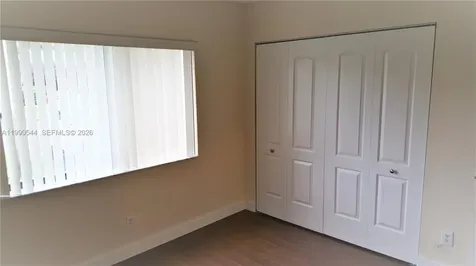 453 Lakeview Drive Weston FL 33326