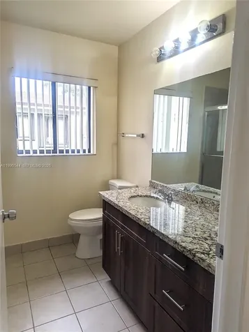 453 Lakeview Drive Weston FL 33326