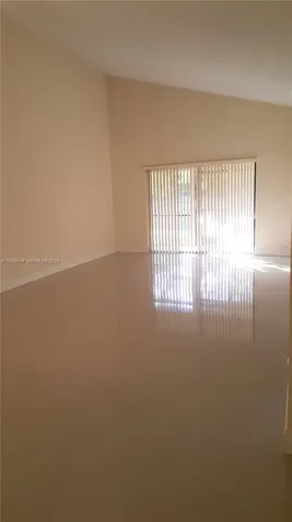 453 Lakeview Drive Weston FL 33326