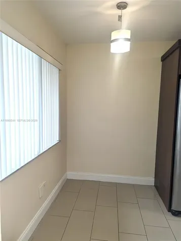 453 Lakeview Drive Weston FL 33326
