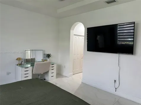 4119 NE 21 Court Homestead FL 33033