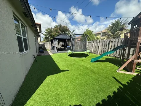 4119 NE 21 Court Homestead FL 33033