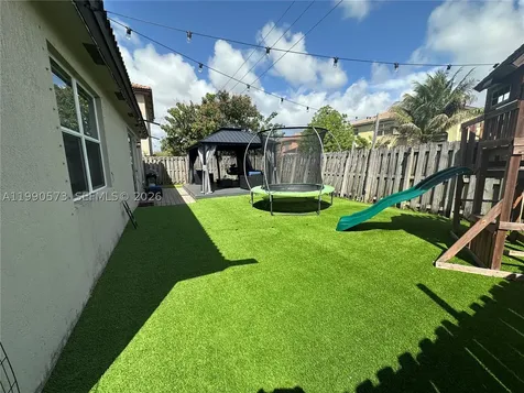 4119 NE 21 Court Homestead FL 33033