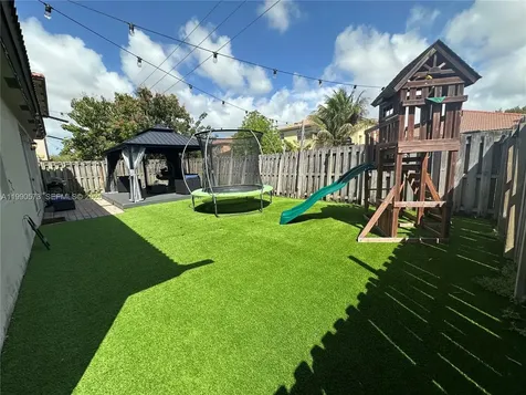 4119 NE 21 Court Homestead FL 33033