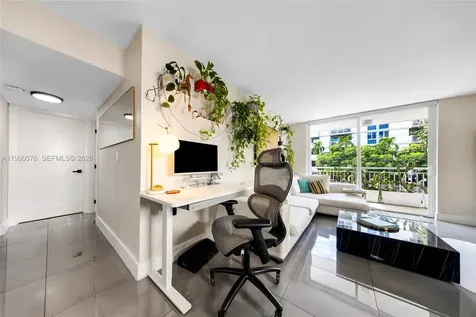 1665 Bay Road Miami Beach FL 33139