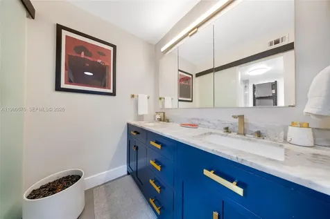1665 Bay Road Miami Beach FL 33139