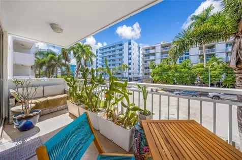 1665 Bay Road Miami Beach FL 33139