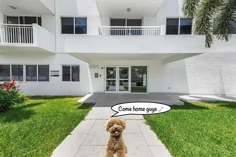 1665 Bay Road Miami Beach FL 33139