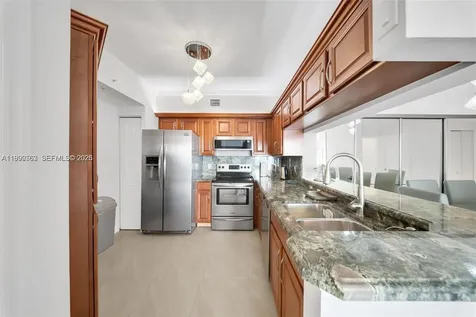 17150 N Bay Road Sunny Isles Beach FL 33160