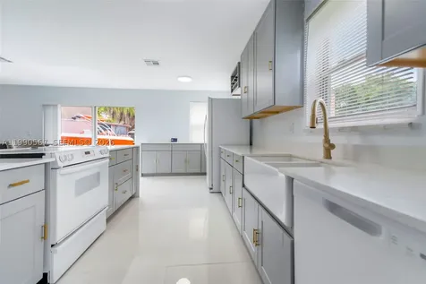 10020 SW 223rd Lane Cutler Bay FL 33190