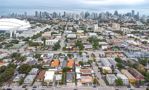 119/121 NW 17th Place Miami FL 33125