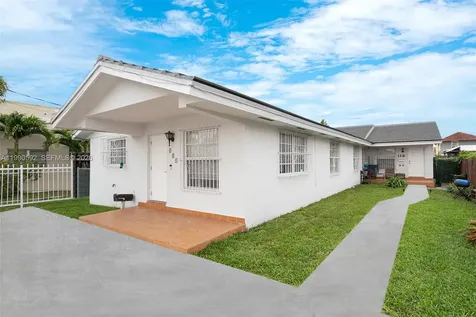 119/121 NW 17th Place Miami FL 33125