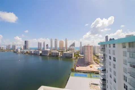 301 174 Sunny Isles Beach FL 33160