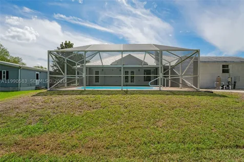 1063 Mayford Lake Road Moore Haven FL 33471