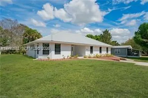 1063 Mayford Lake Road Moore Haven FL 33471