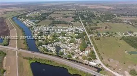 1063 Mayford Lake Road Moore Haven FL 33471