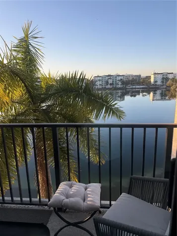 Miami FL 33166