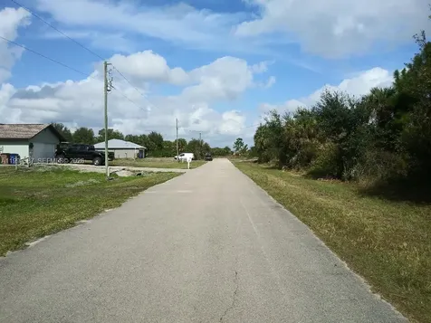6155 Hughes Ave, Fort Myers FL 33905