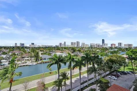 3598 Yacht Club Drive Aventura FL 33180