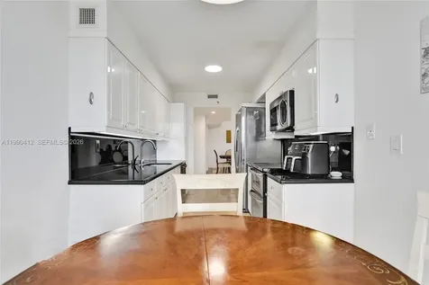3598 Yacht Club Drive Aventura FL 33180