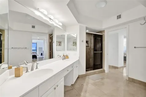 3598 Yacht Club Drive Aventura FL 33180