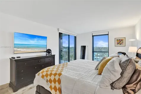 3598 Yacht Club Drive Aventura FL 33180