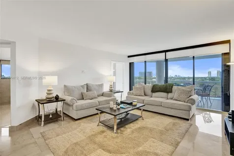 3598 Yacht Club Drive Aventura FL 33180