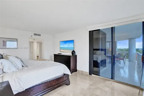 3598 Yacht Club Drive Aventura FL 33180