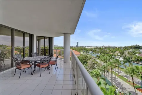 3598 Yacht Club Drive Aventura FL 33180