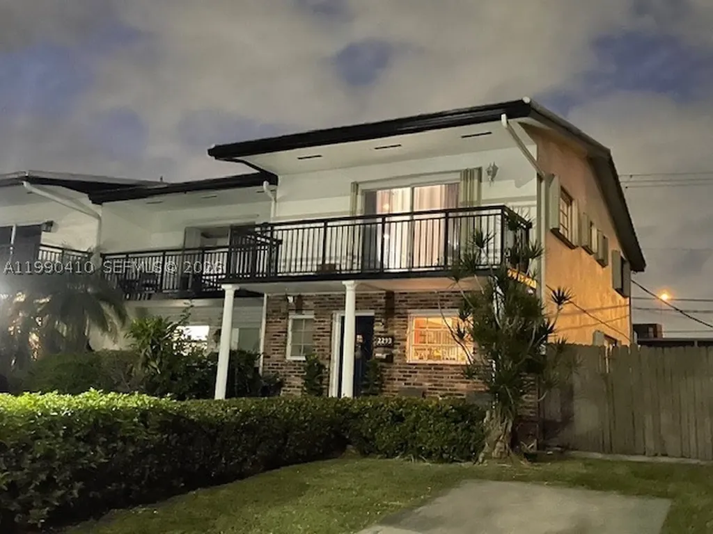 2293 NE 122nd Street North Miami FL 33181