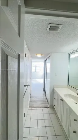 18061 Biscayne Boulevard Aventura FL 33160