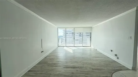 18061 Biscayne Boulevard Aventura FL 33160