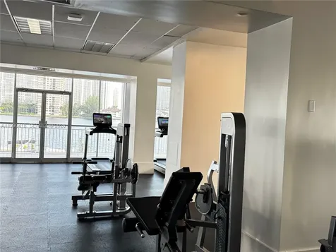 18061 Biscayne Boulevard Aventura FL 33160