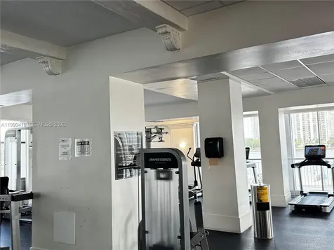 18061 Biscayne Boulevard Aventura FL 33160