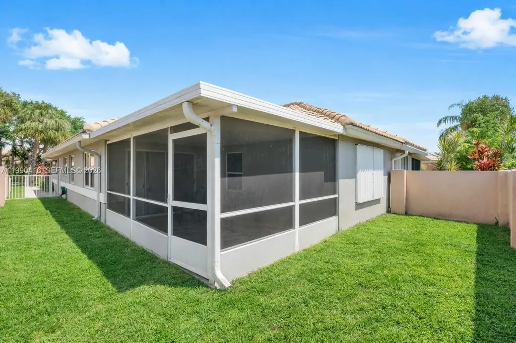 5477 Grande Palm Circle Delray Beach FL 33484