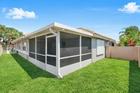 5477 Grande Palm Circle Delray Beach FL 33484