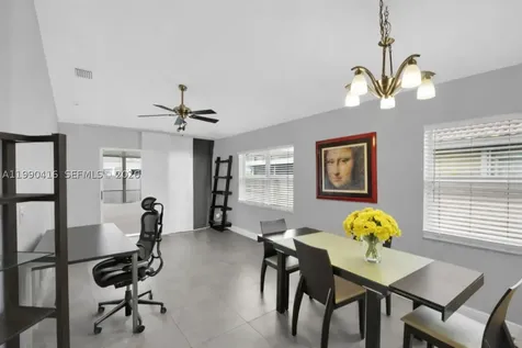 5477 Grande Palm Circle Delray Beach FL 33484