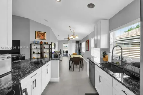 5477 Grande Palm Circle Delray Beach FL 33484