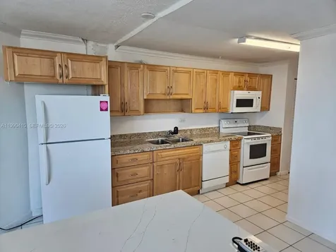 7135 Collins Avenue Miami Beach FL 33141