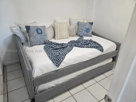 7135 Collins Avenue Miami Beach FL 33141