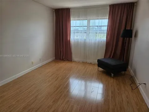 2200 E Hallandale Beach Boulevard Hallandale Beach FL 33009