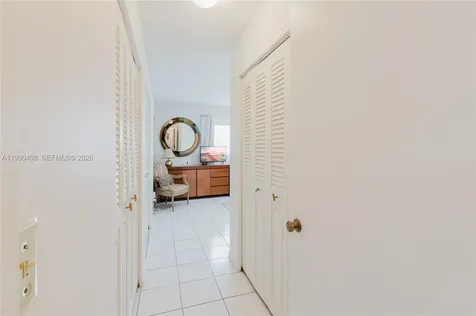 424 SE 10th Street Dania Beach FL 33004