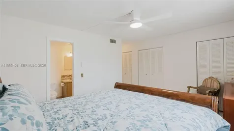 424 SE 10th Street Dania Beach FL 33004