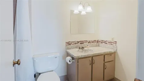 424 SE 10th Street Dania Beach FL 33004
