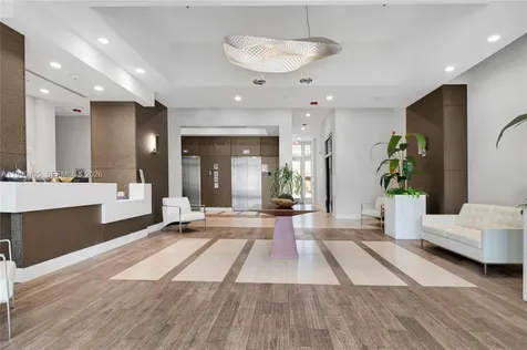 7661 NW 107th Avenue Doral FL 33178